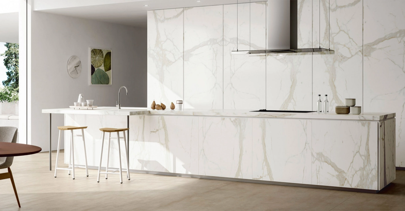 WHITE CALACATTA BOOK-MATCH silky 1