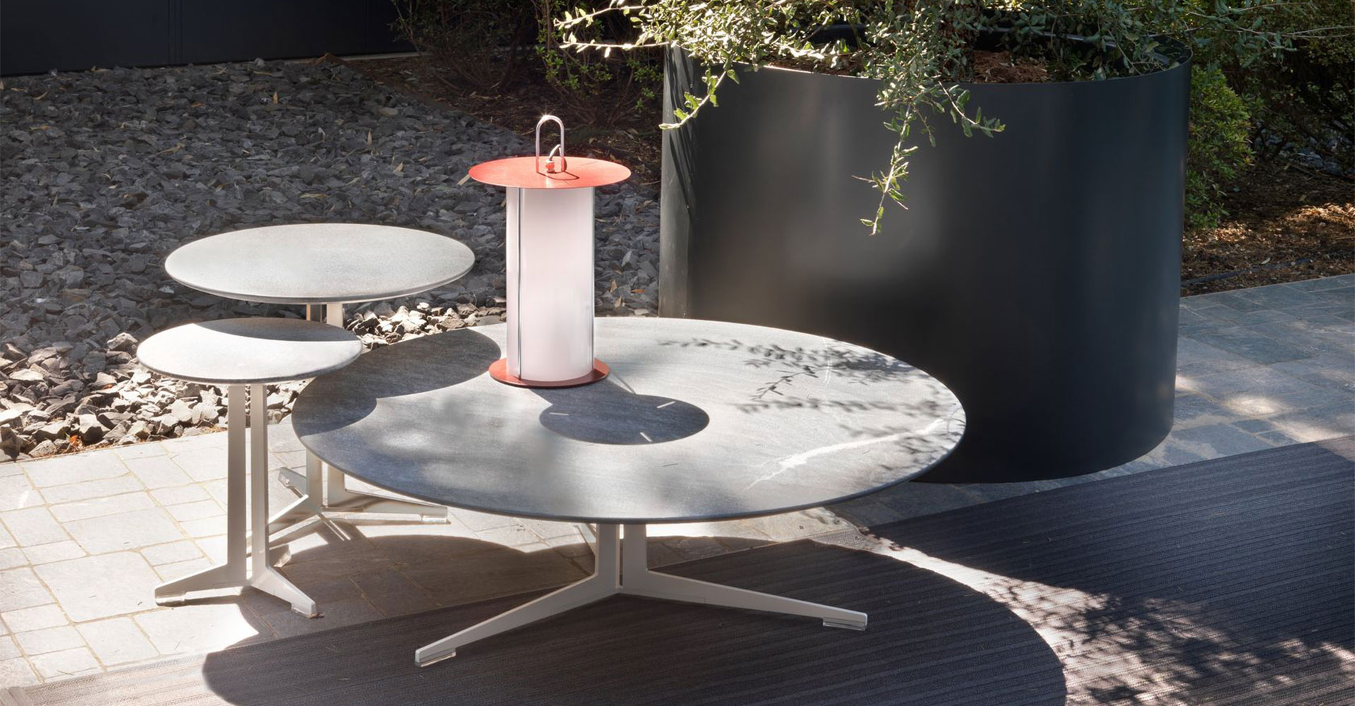 FLY OUTDOOR-ROUND SMALL TABLE 1