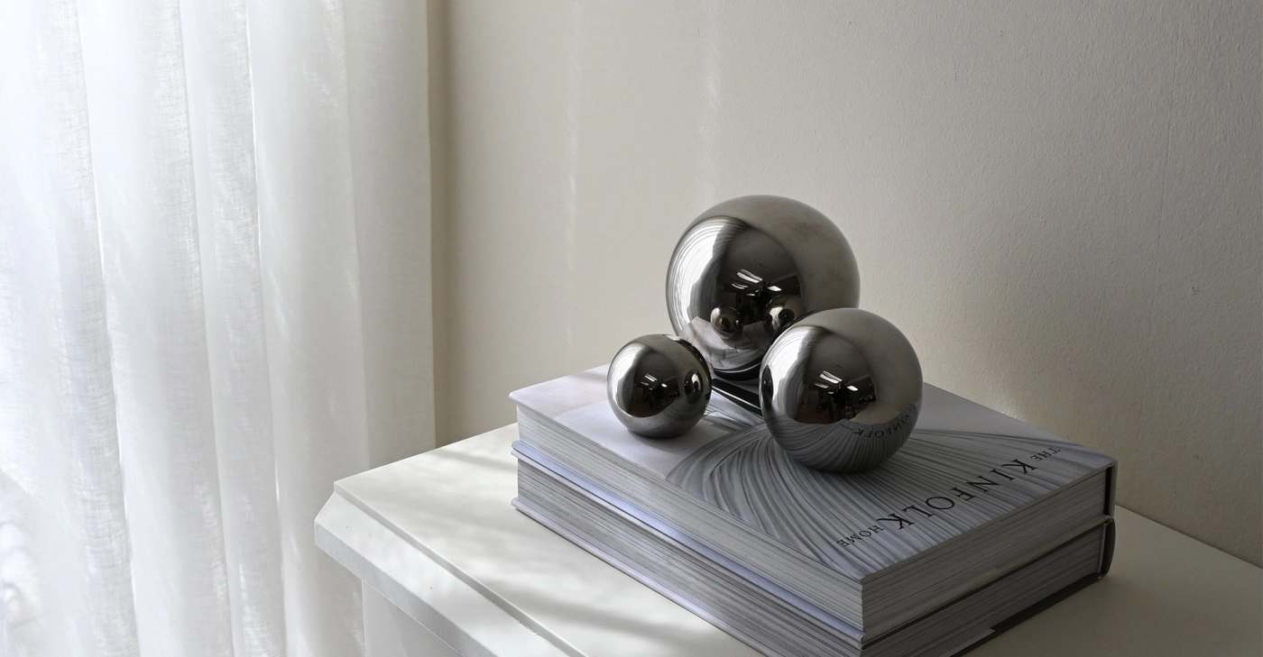GALLERY BALLS SET OF 3 1